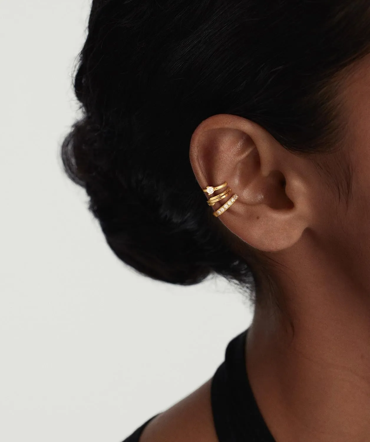 Ear Cuff Earring for Women, Trendy Gold Earring Cuffs Non Piercing Dainty Chunky Thin 14K Gold Plated Cartilage Cuff Earrings Cubic Zirconia Clip On Hoop Huggie Earring Simple Jewelry for Women