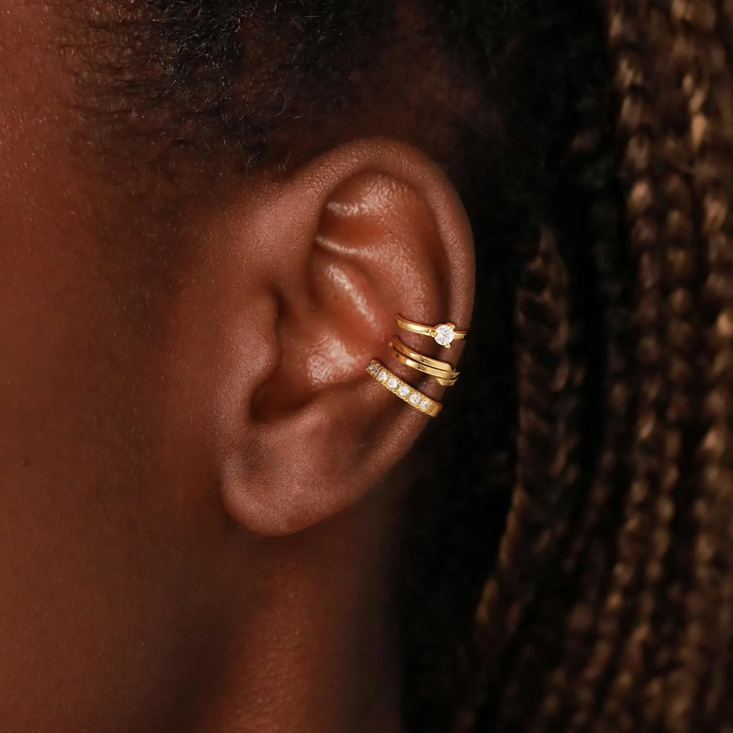 Ear Cuff Earring for Women, Trendy Gold Earring Cuffs Non Piercing Dainty Chunky Thin 14K Gold Plated Cartilage Cuff Earrings Cubic Zirconia Clip On Hoop Huggie Earring Simple Jewelry for Women
