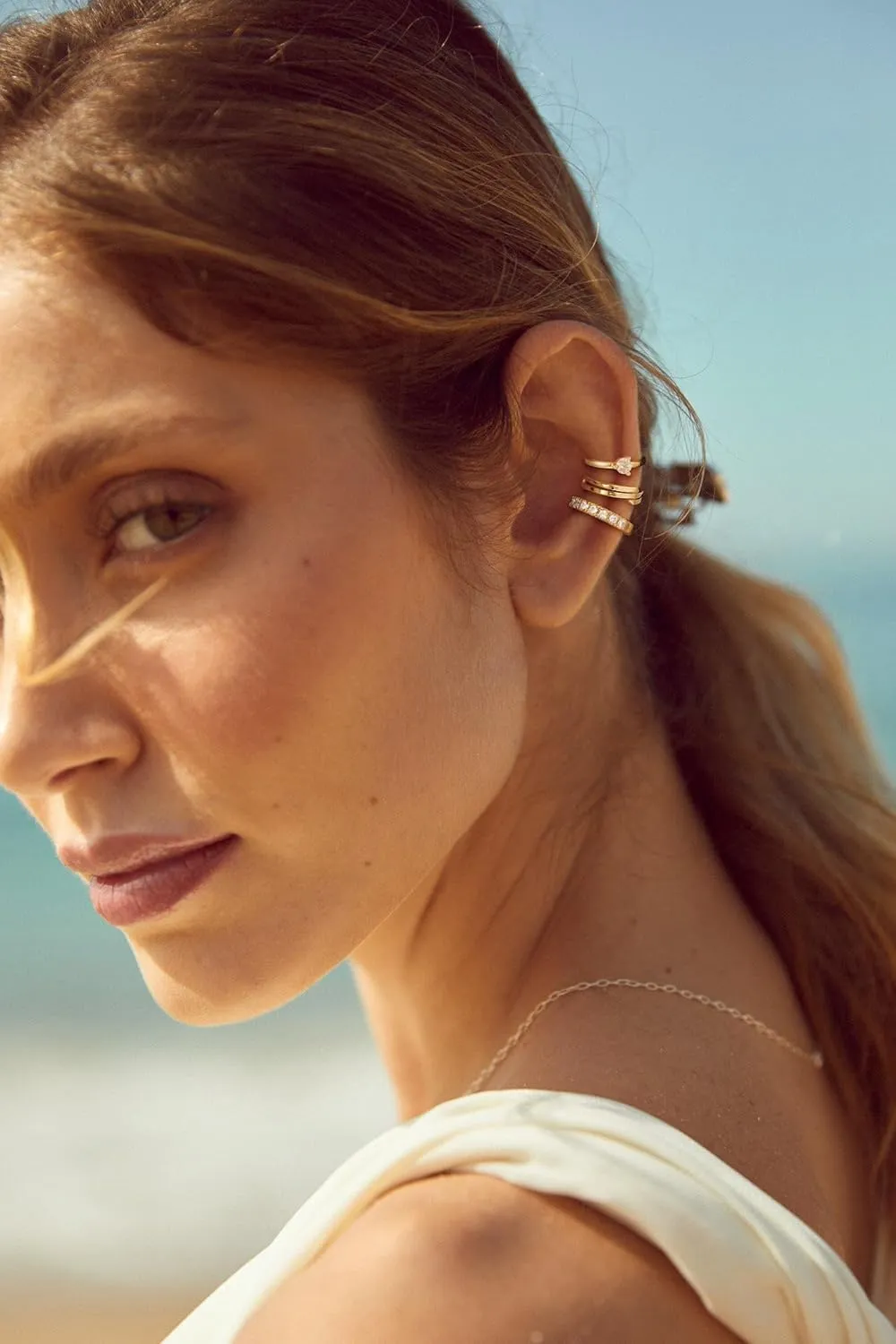 Ear Cuff Earring for Women, Trendy Gold Earring Cuffs Non Piercing Dainty Chunky Thin 14K Gold Plated Cartilage Cuff Earrings Cubic Zirconia Clip On Hoop Huggie Earring Simple Jewelry for Women