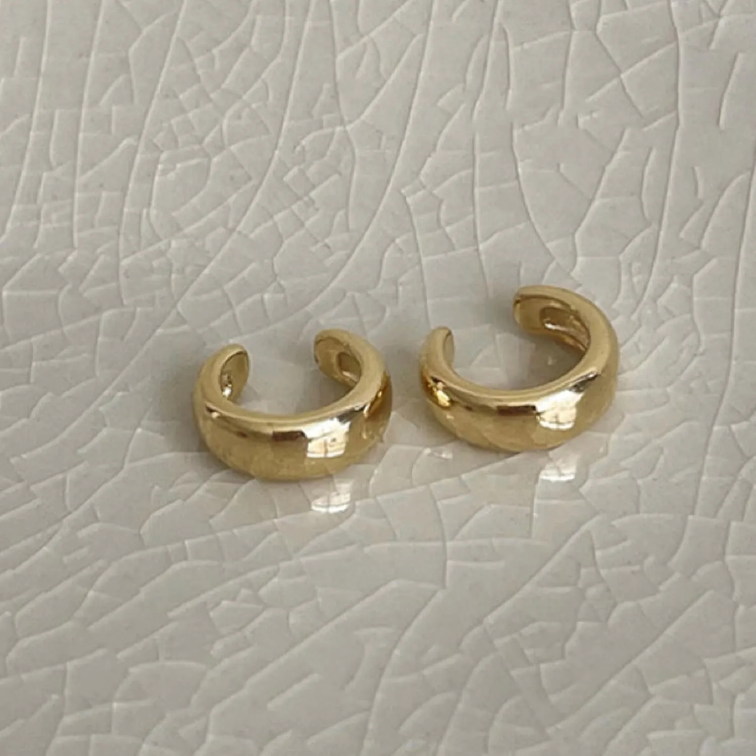 Ear Cuffs Non Piercing Dainty Gold Ear Cuff Earrings for Women Trendy Stuff Gold Earrings Non Pierced Clip on Cartilage Earring Set Stacks Jewelry Gifts