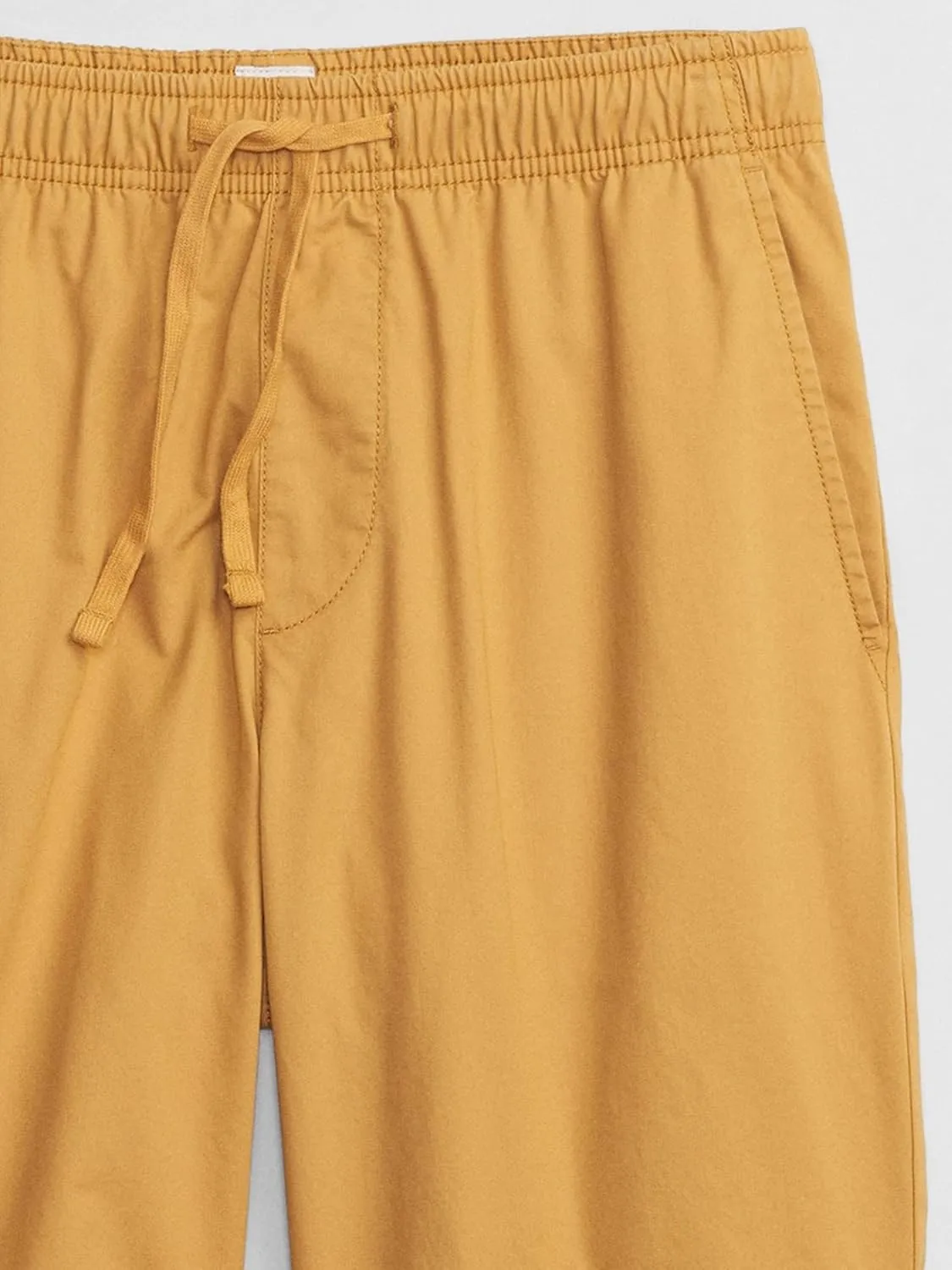 GAP Men's 8" Easy Shorts