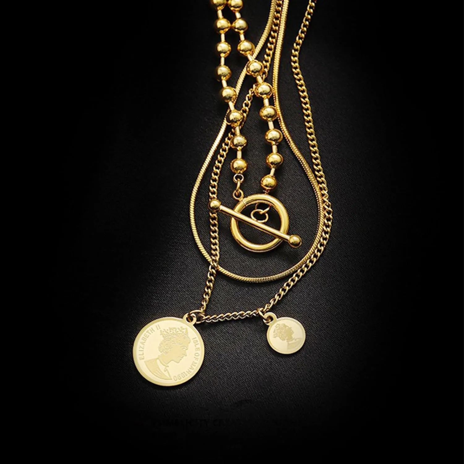 Gold Necklace for Women Layered Necklaces Portrait Coin Necklace Fashion Gold Beaded Necklace 18K Gold Plated Heart Pendent Necklace Classic Gold Pendant Necklace