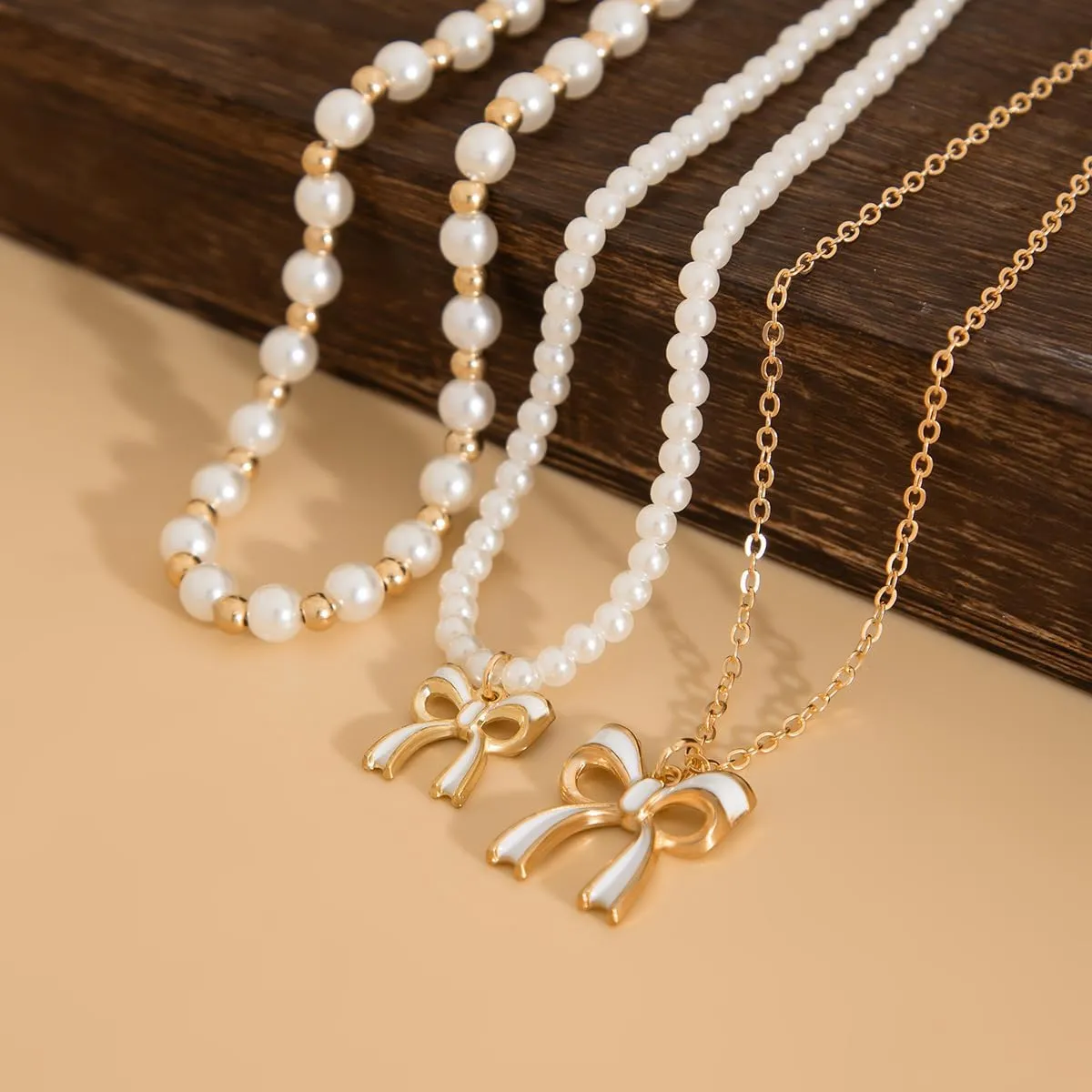 Gold Pearl Bow Necklace for Women Layered Choker Chain Necklace Bow Necklace,Layered Initial Necklaces Cute Bow Pendant Jewelry Trendy Necklaces for Women Gold Jewelry Gift