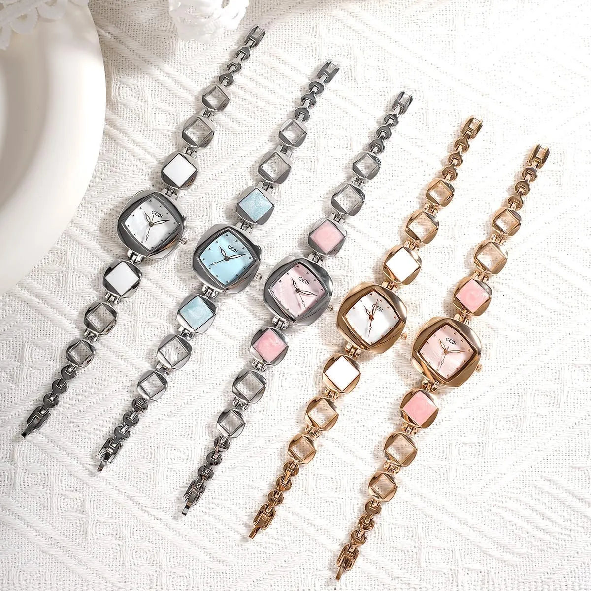 Gosasa Fashion Women's Quartz Watch Minimalist Irregular Geometric Bracelet Analog Waterproof Ladies Casual Dress Wrist Watches