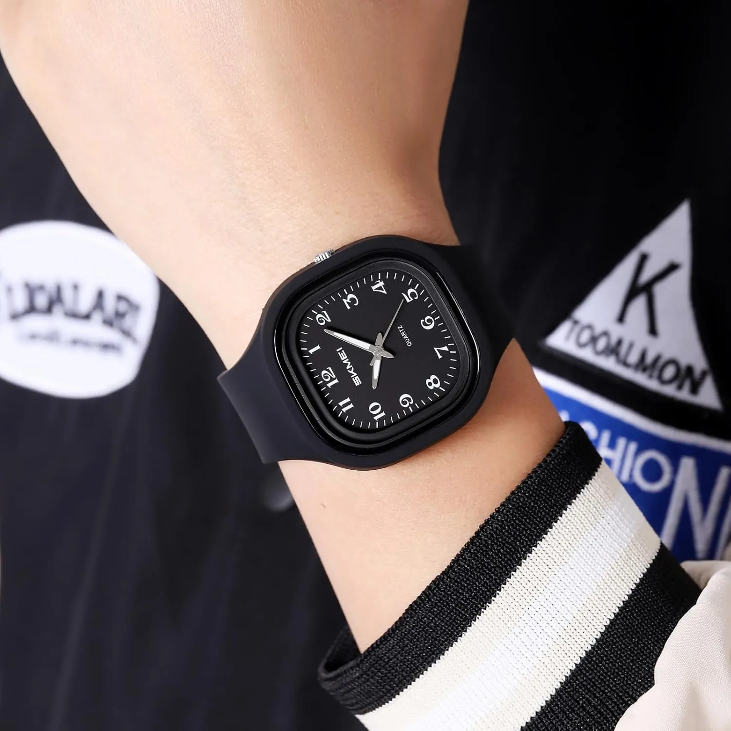 Gosasa Unisex Quartz Watch Minimalist Square Dial Womens Mens Casual Sport Analog Quartz Wristwatch with Silicone Strap Multiple Colors