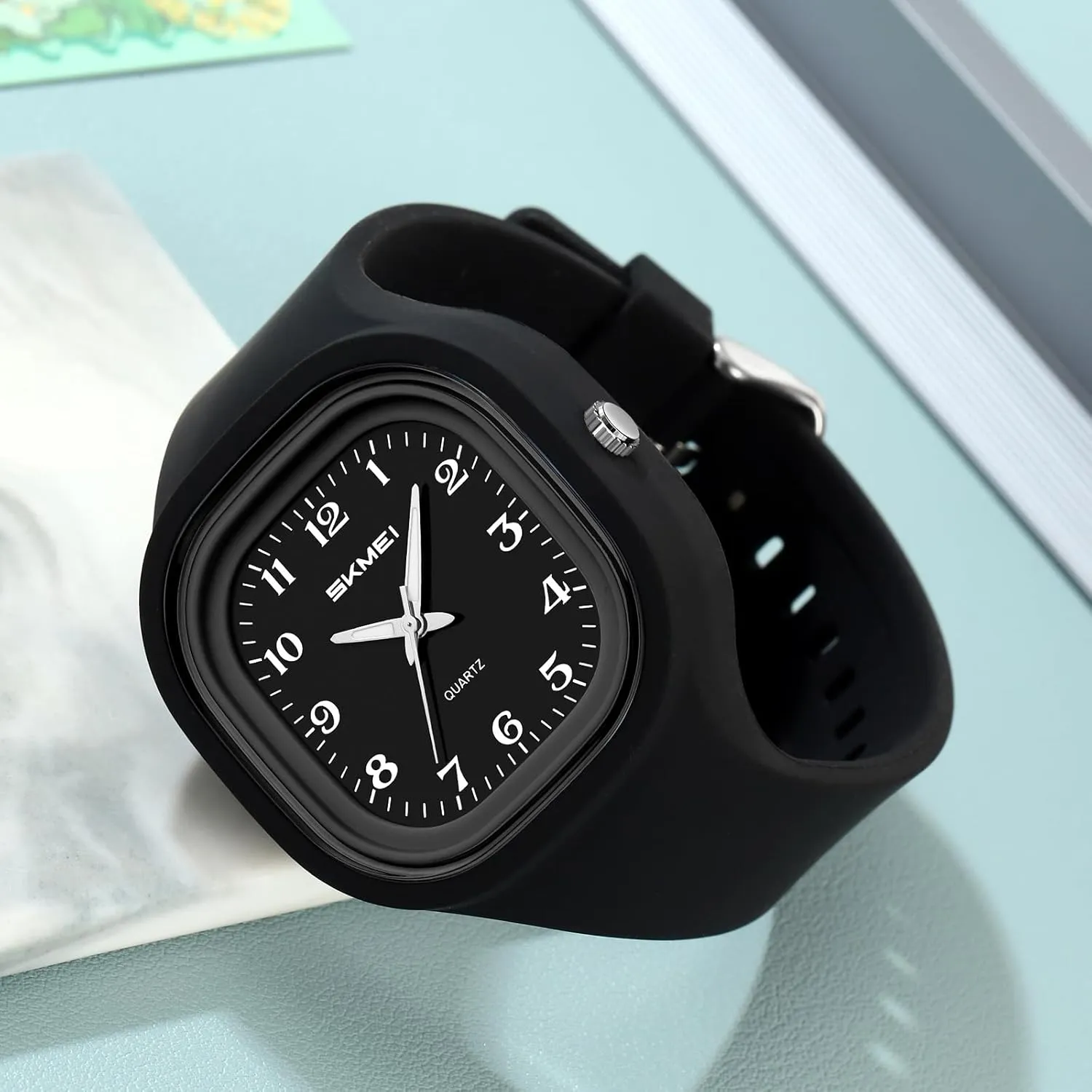 Gosasa Unisex Quartz Watch Minimalist Square Dial Womens Mens Casual Sport Analog Quartz Wristwatch with Silicone Strap Multiple Colors