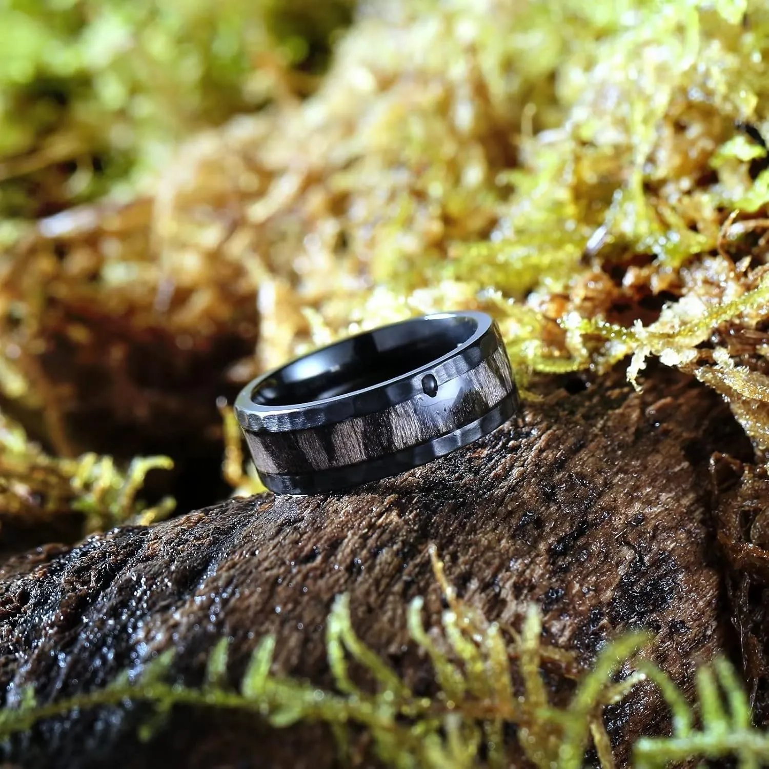 King Will 8mm Silver Hammered Titanium Ring Center Inlaid Wood Wedding Band for Men Hammered Wood Titanium Rings Polish Comfort Fit