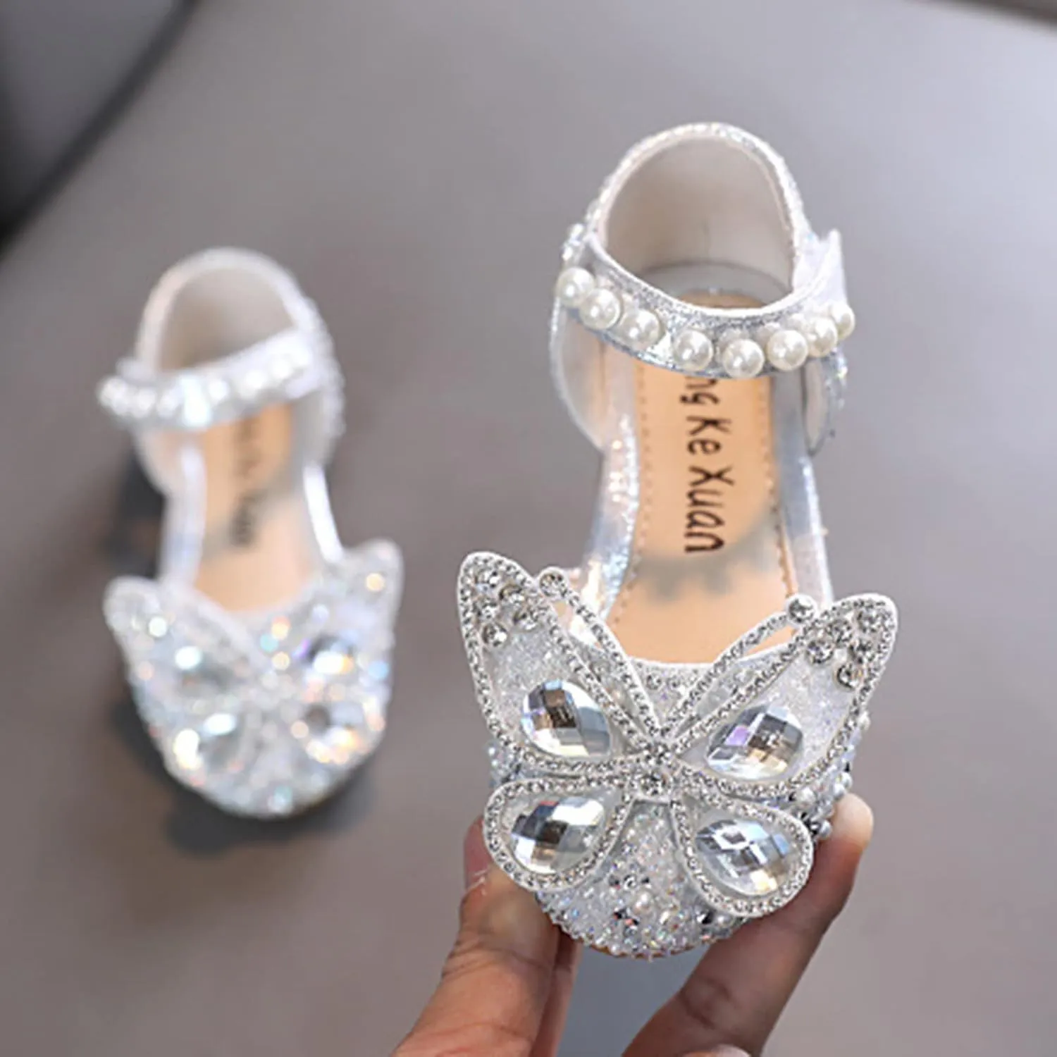 Little Toddler Girls Dress Shoes Sequin Rhinestone Non Slip Sandals Princess School Wedding (Silver, 13.5 Little Child)