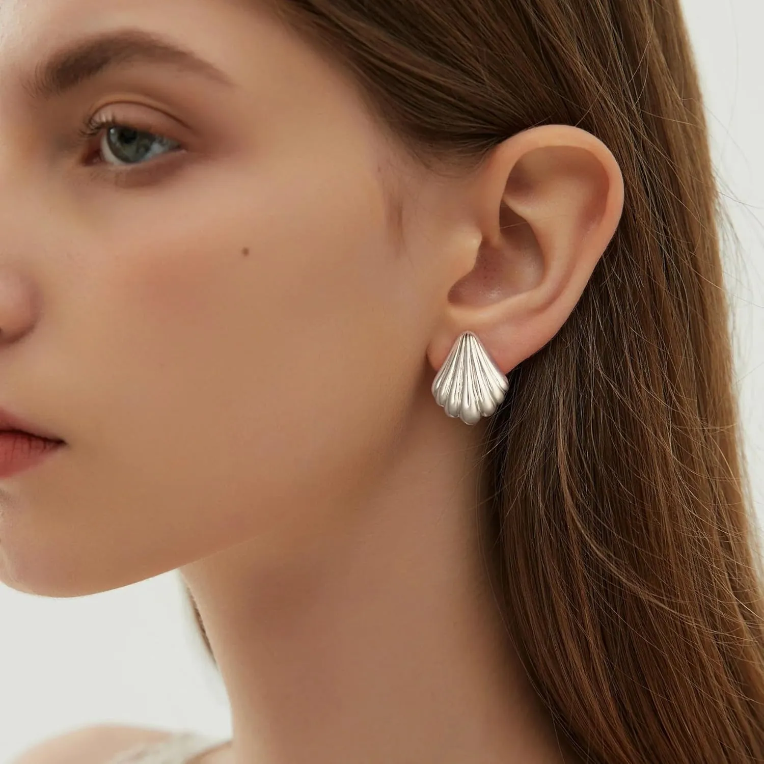 MUYAN Chunky Gold Textured Earrings for Women Trendy Minimalist Large Chunky Studs Fashion Jewelry