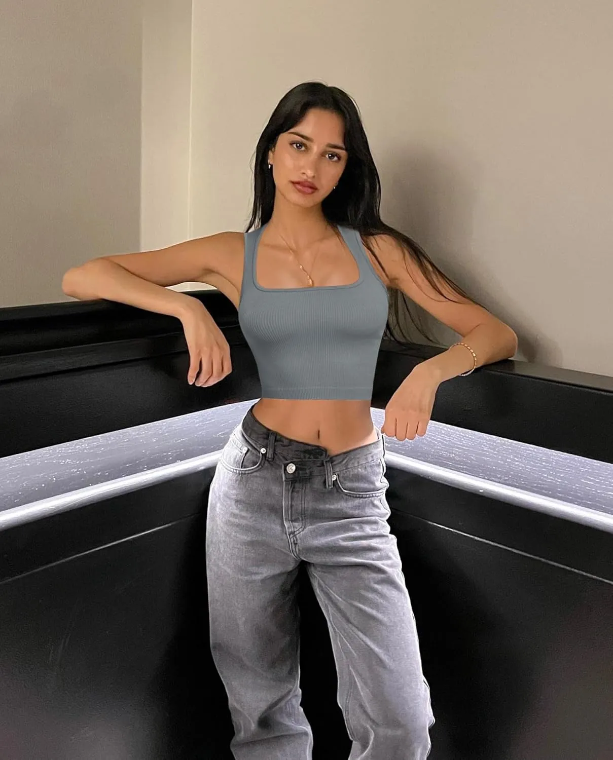 OLCHEE Womens 3 Pack Crop Tank Tops Seamless Ribbed Square Neck Tapered Shoulder Strap Sleeveless Workout Top Summer Shirts