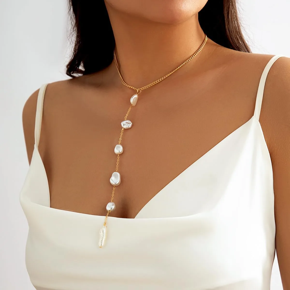 Pearl Necklaces for Women Gold Statement Pearl Y Pendent Necklace Adjustable Pearl Choker Necklace