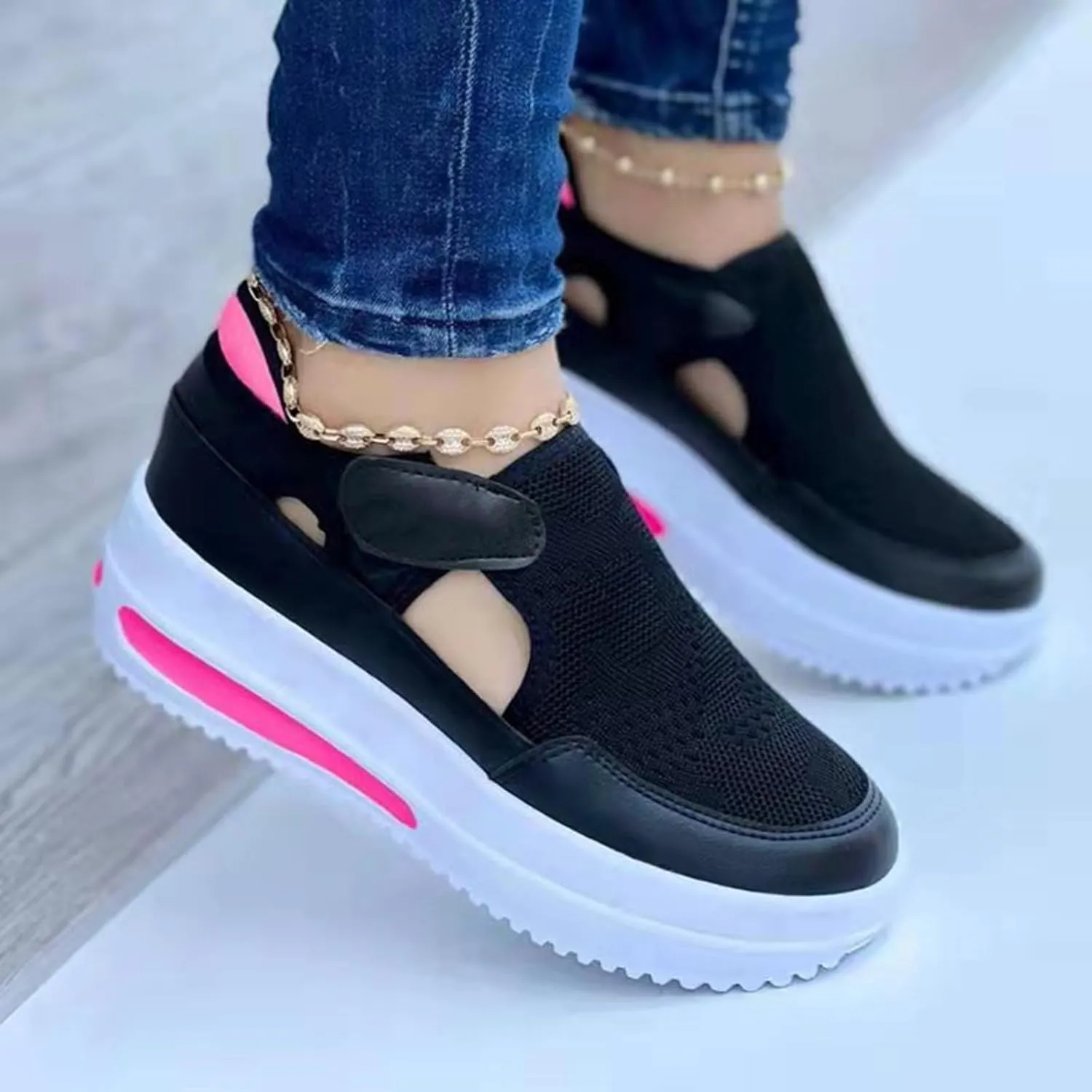 Platform Sandals Women Wide Width Gladiator Sandals with Multiple Straps and Chunky Heel for Edgy Fashion Statements Orthopedic Sandal Beach Dressy Flip Flops for Wide Toe 2025 Spring