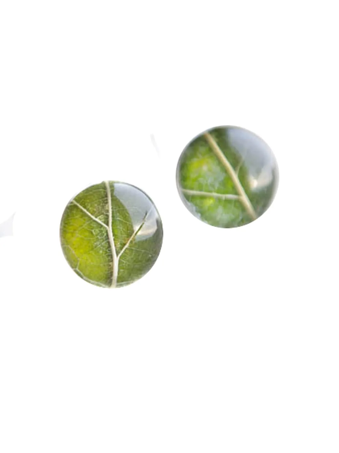 Real Leaf earrings, spring green studs, sterling silver posts, glossy epoxy resin, minimalist stud earrings, handmade resin jewelry, round earrings, gift for her, Nature finds, woodland theme, 10mm