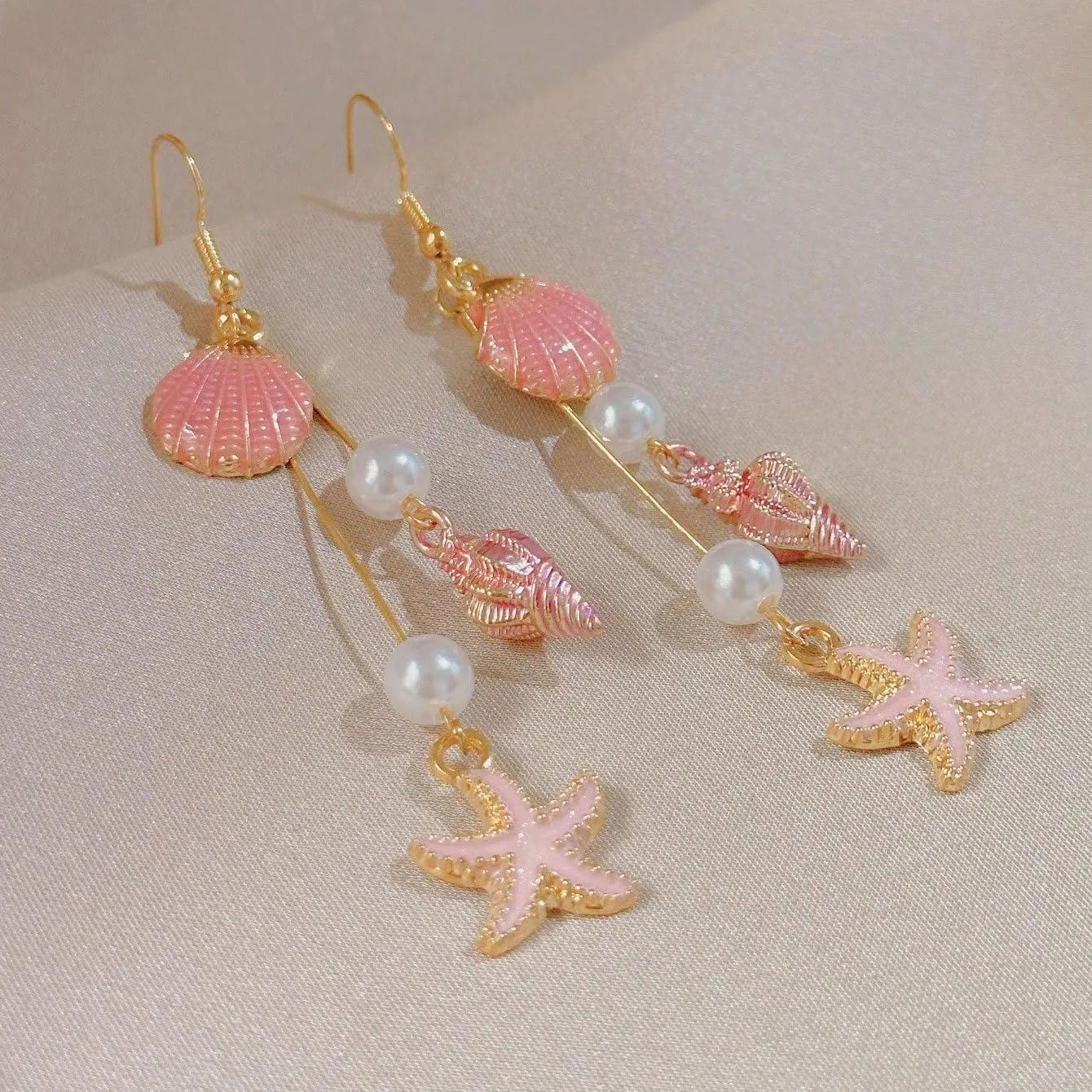 Summer Earrings for Women 2025, 925 Sterling Silver Hypoallergenic Gold Seashell Pink Starfish Pearl Earrings for Women Boho Beach Gold Conch Bohemia Sea Shell Ocean Scallop Trendy Jewelry