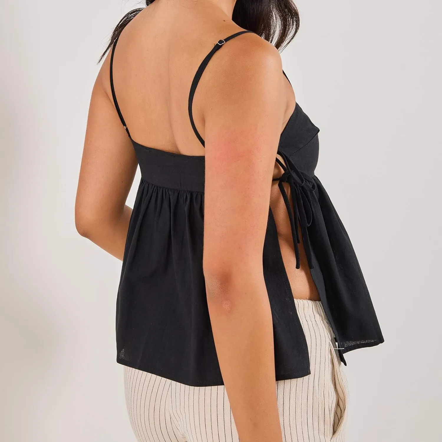Women Tie Side Spaghetti Straps Tank Top Y2k Sleeveless Square Neck Lace Up Flowy Vest Going Out Beach Blouse Shirt