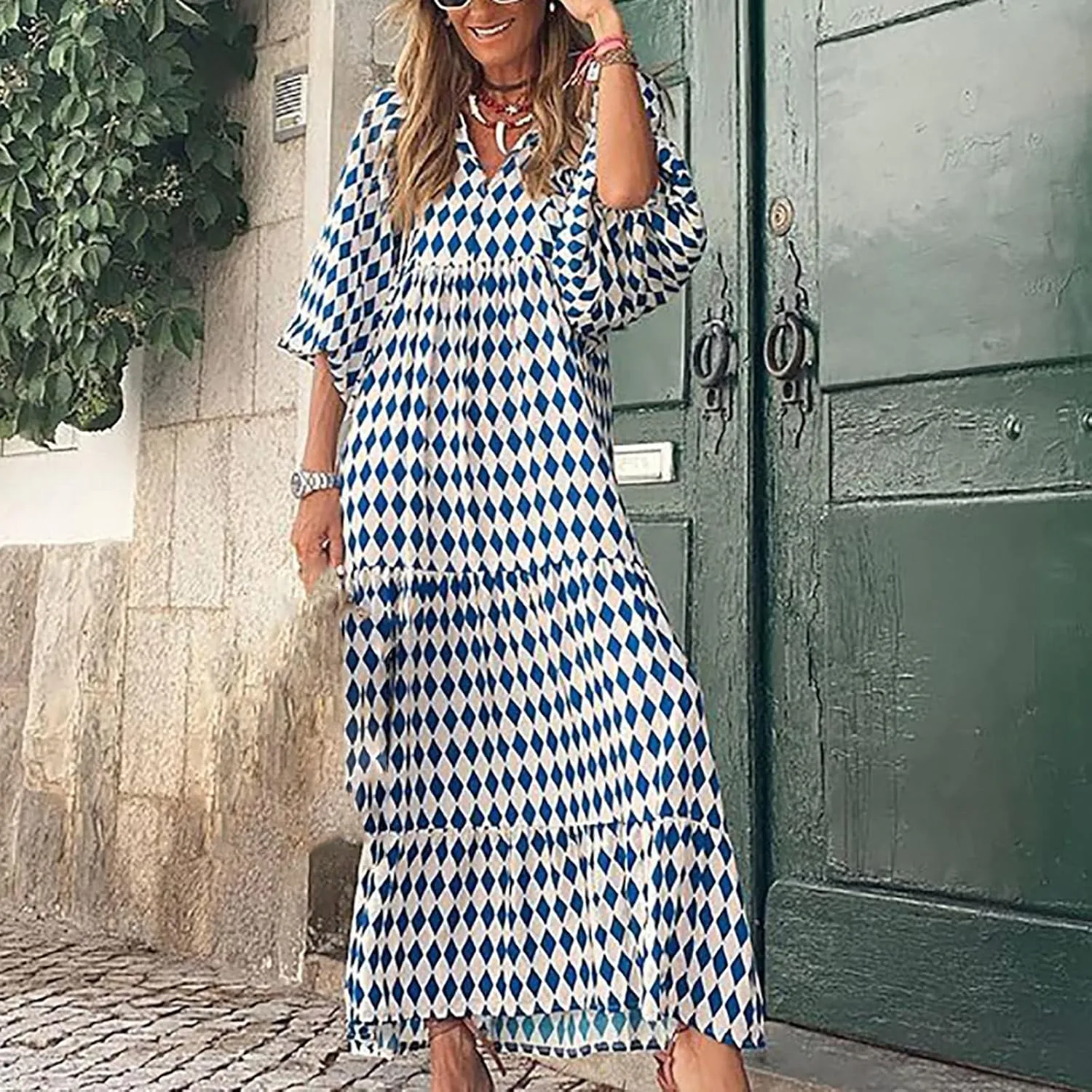 Women's Plus Size Floral Dress Printed Puffy Sleeve V-Neck Bohemian Beach Dresses Casual Flowing Sundress Maxi Dress