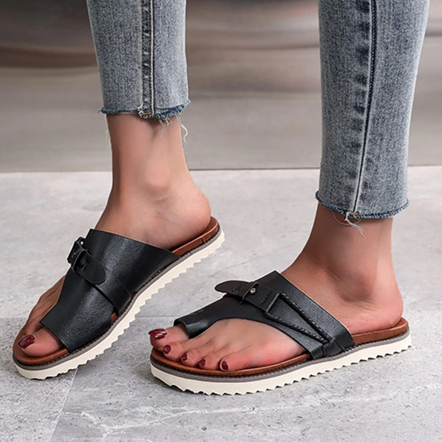 ZWRXW Sandals for Women Leather Thong Sandals Comfortable Orthopedic Sandals Dressy Summer Flip Flops Casual Walking Shoes Non-Slip Slides Flat Sandals